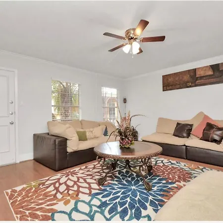 2Br Central Montrose Townhome Houston Exterior photo